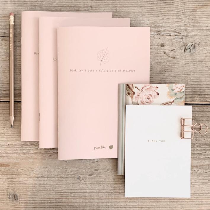 Moederdag Give Away roze schriftje paper time