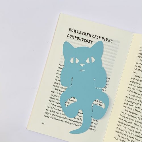 gezellig blauw katje boekenlegger voor crazy cat lades